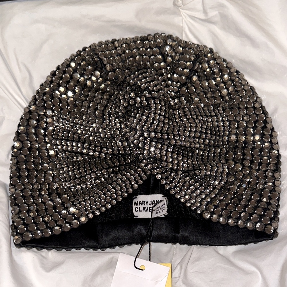 ✨MARY JANE CLAVEROL CRYSTAL BEADED TURBAN✨
